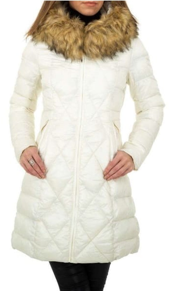 Veste Femme longue fausse fourrure blanche