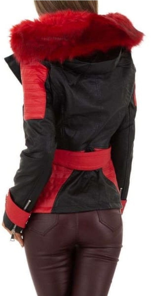 Veste Femme avec fausse fourrure noir et rouge 